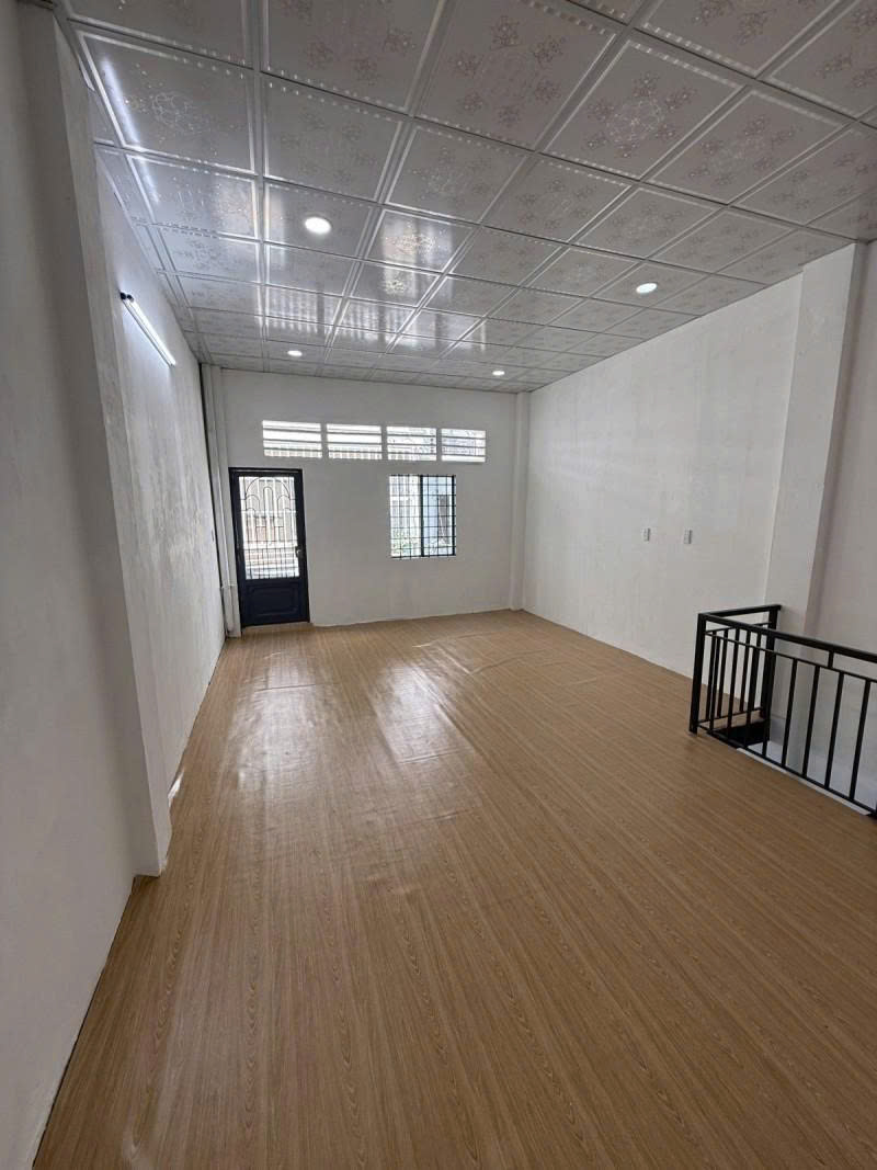 Nhà đẹp ngay Lý Thường Kiệt Q,10-Giá hơn 6 tỷ-hẻm thông nhiều đường-tiện ích xung quanh - Ảnh 1